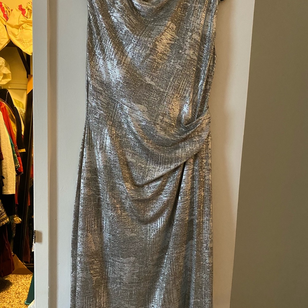 Silver dress - Picture 3 of 4